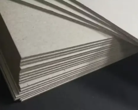Cardboard gris per a la caixa rígida